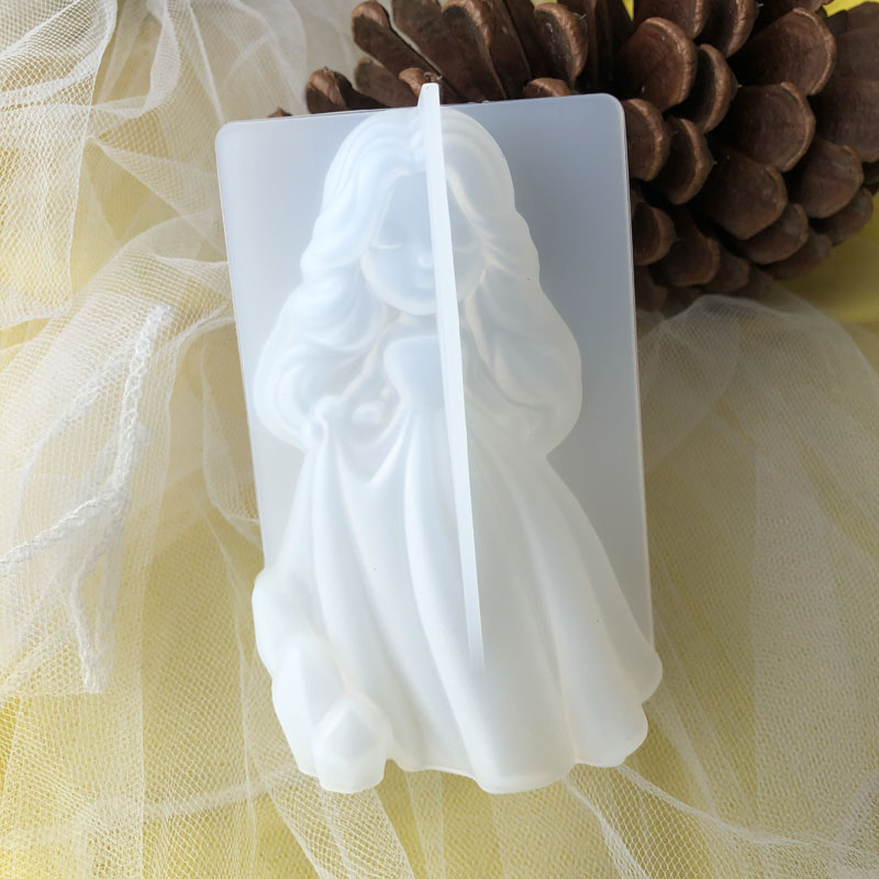 Soap Making Gifts - 3D Cute Princess Silicone Candle Mould
